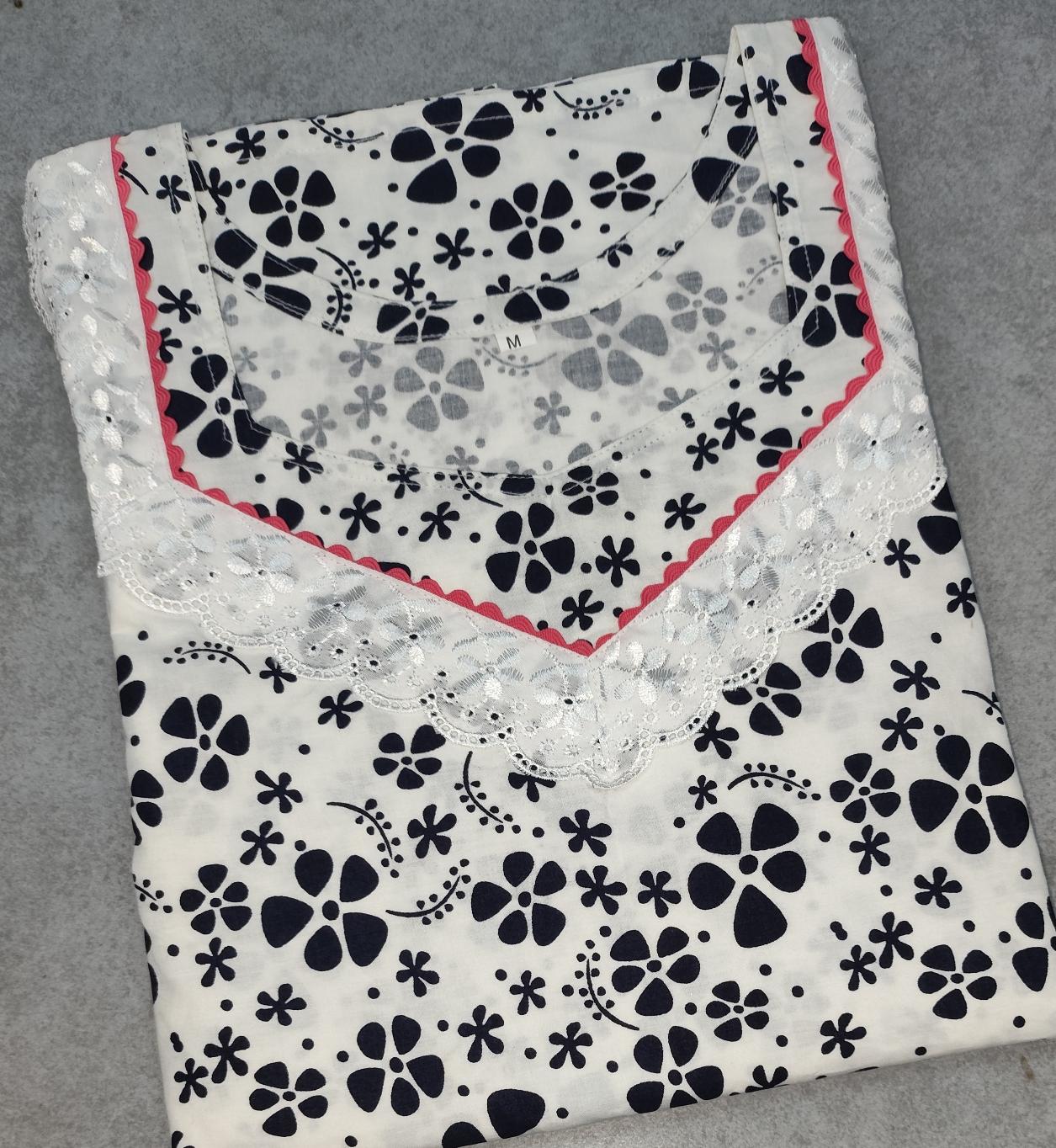 Cotton With Pockets, No Open, A-line churidar cut Medium Printed Nighty