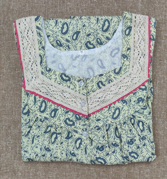 Soft Cotton Pleated, Full Open Medium Printed Nighty