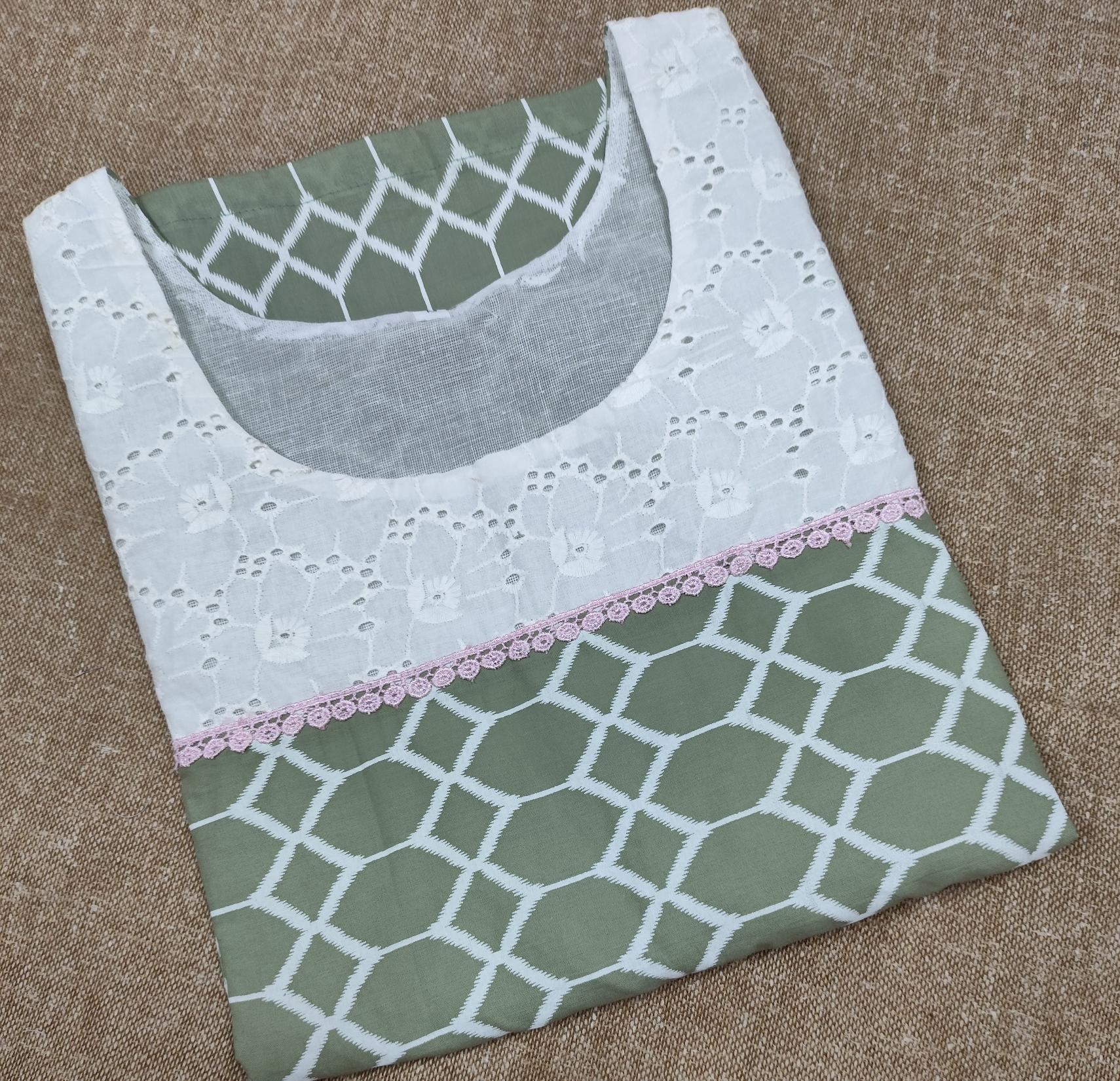 Cotton With Pockets, Back A-line, Side elastic Medium Printed Nighty