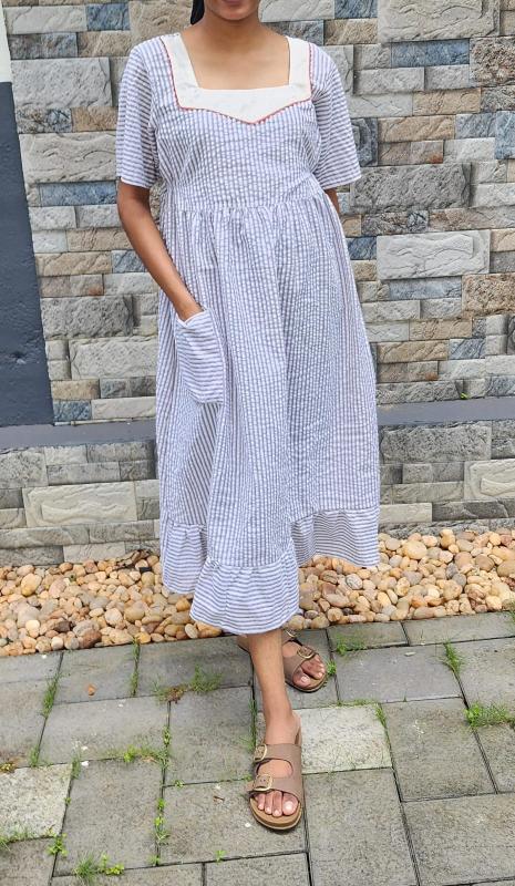Bantex Pleated, Pockets, Back A-line, Side elastic Medium Printed Frock Nighty With 48 inch length
