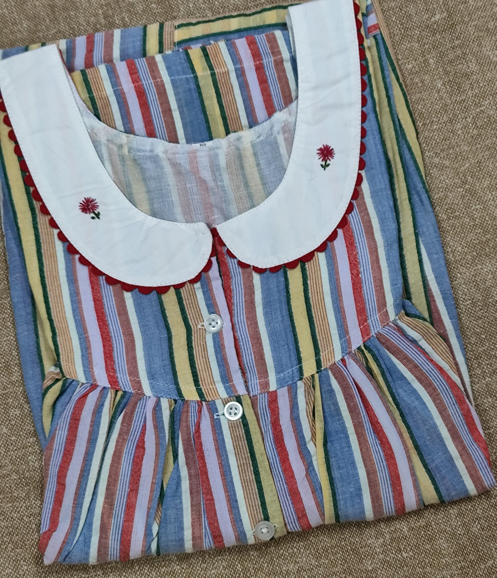 Bantex Pleated, With Pockets, Half Open Medium Printed Nighty