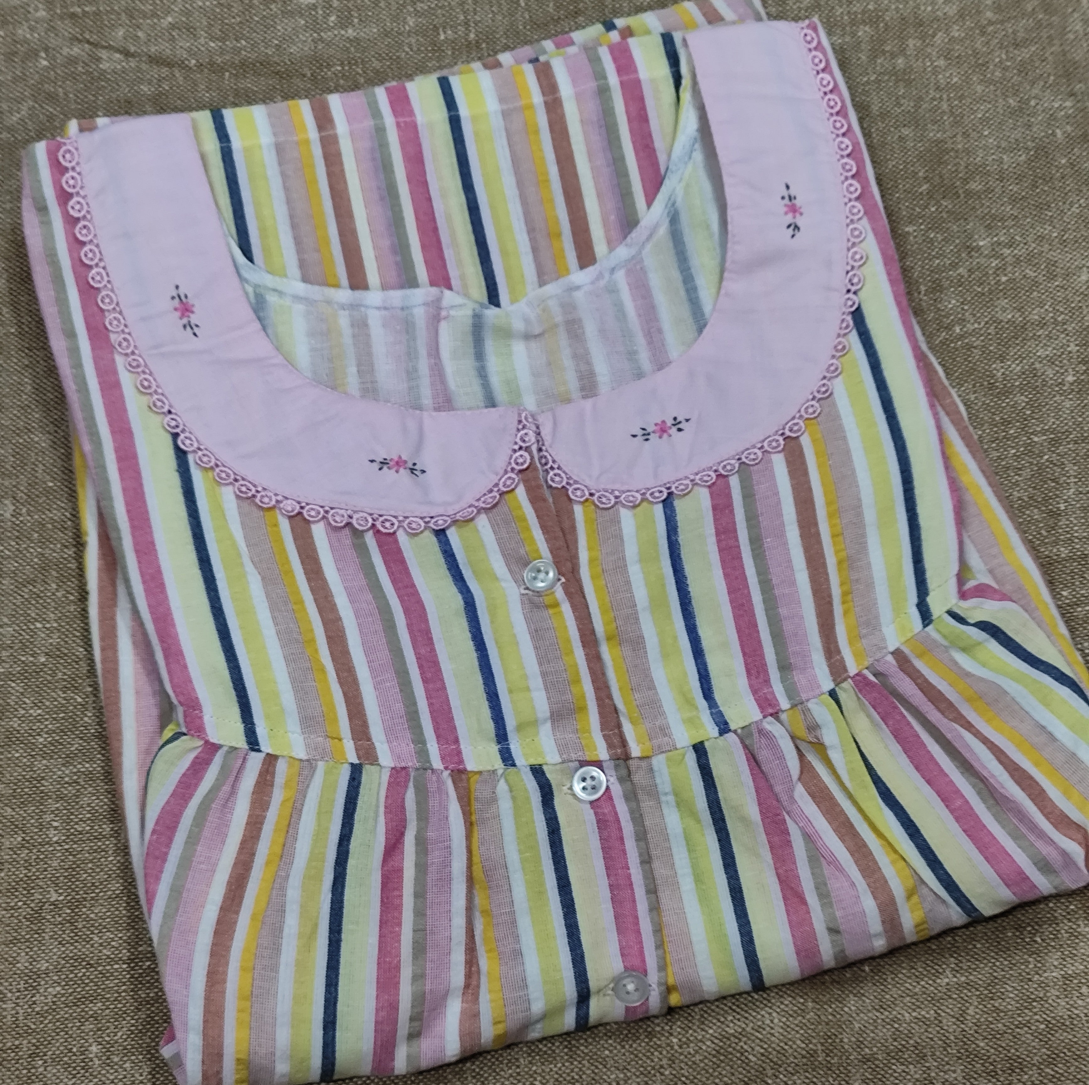 Bantex Pleated, With Pockets, Half Open Large Printed Nighty