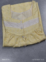 Hacoba Pleated, With Pockets, Half Open Medium Printed Nighty