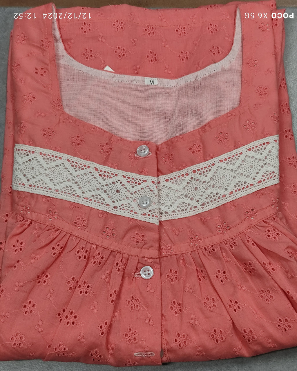 Hacoba Pleated, With Pockets, Half Open Medium Printed Nighty