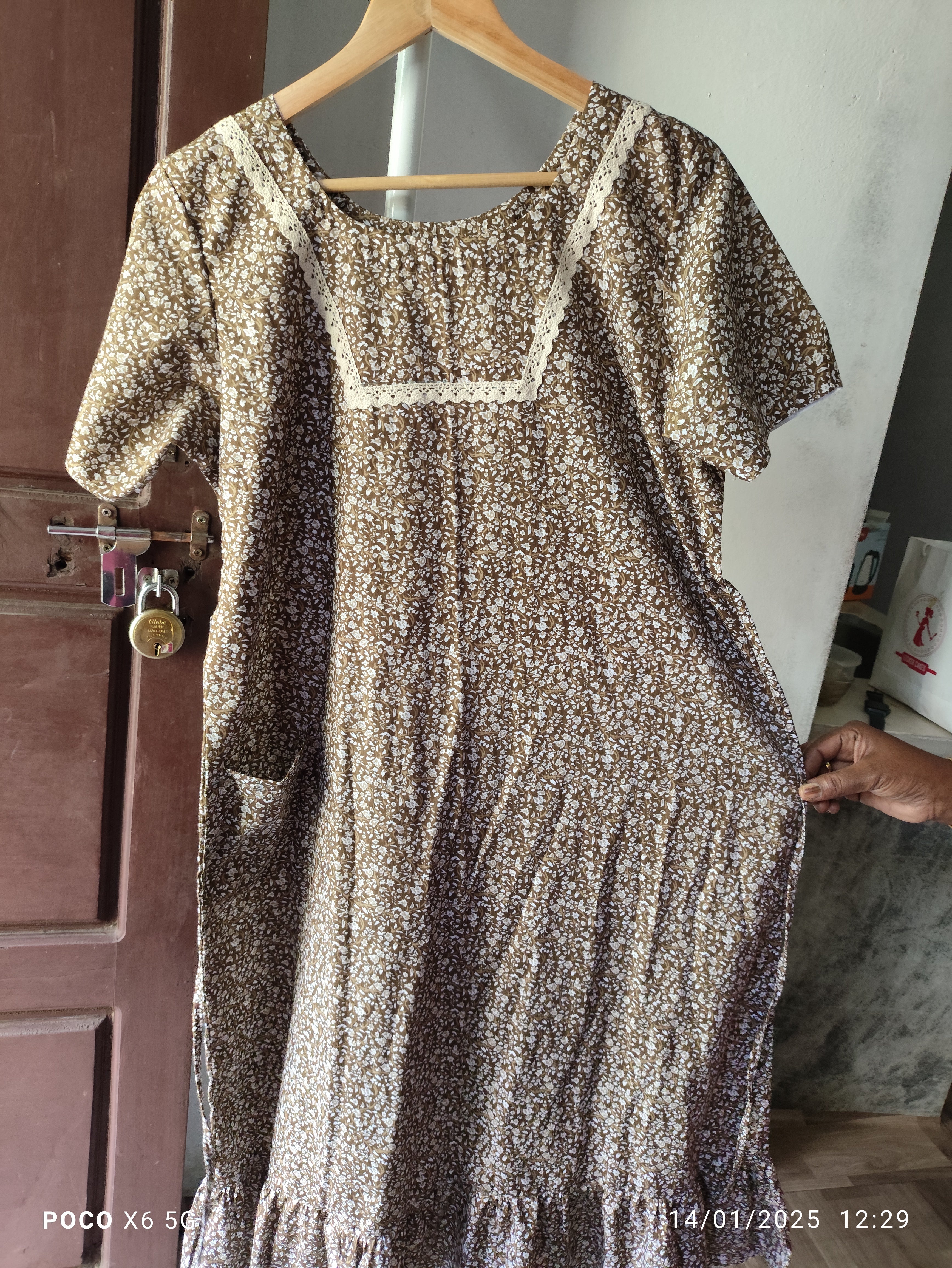 Cotton Tying String, A-line churidar cut Medium Printed Frock Nighty