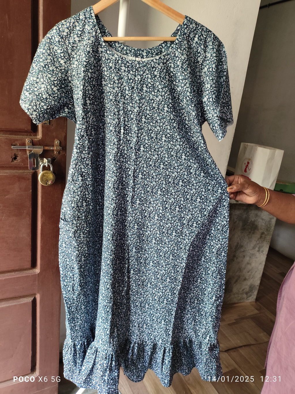 Cotton Tying String, A-line churidar cut Medium Printed Frock Nighty