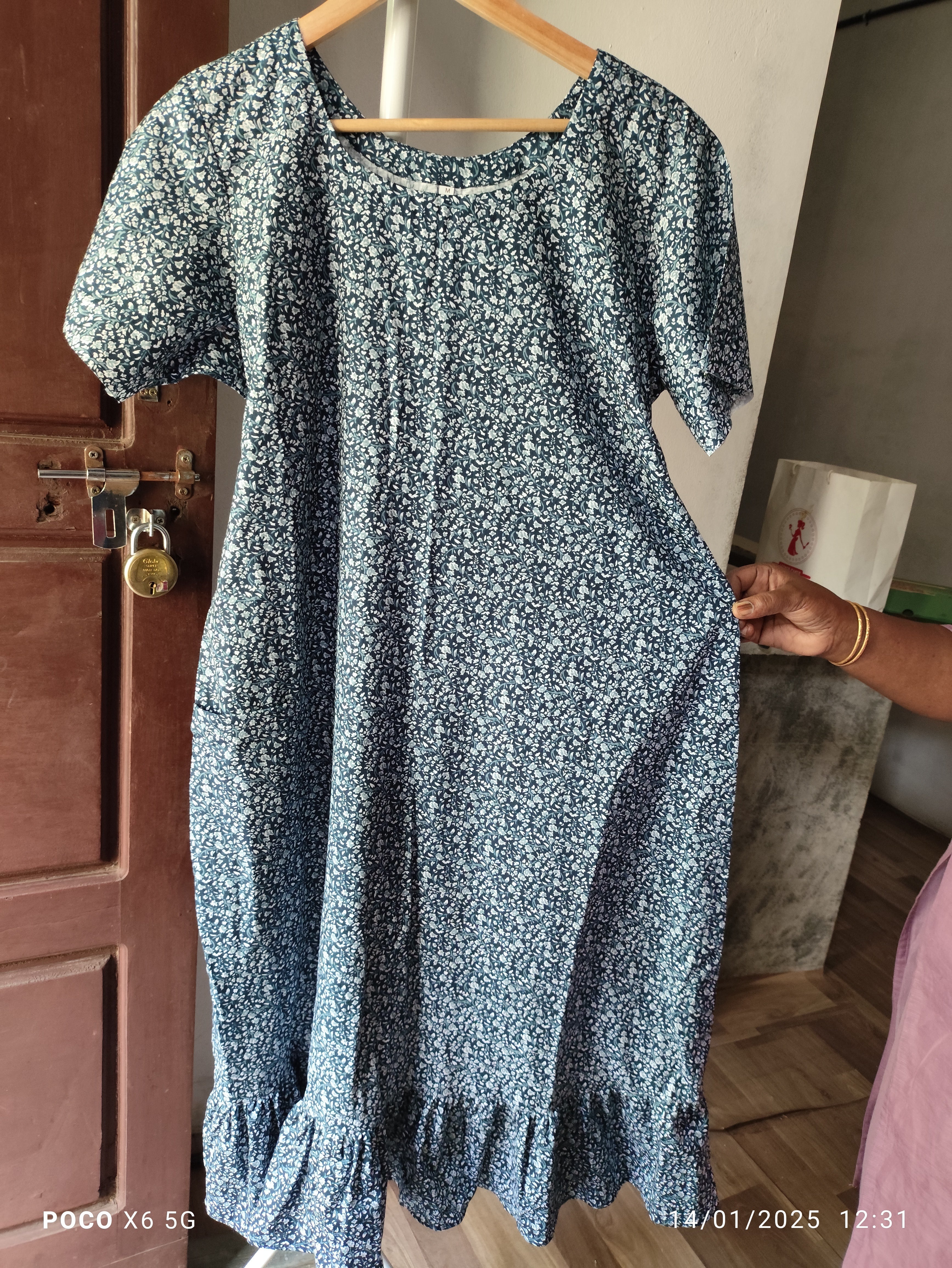 Cotton Tying String, A-line churidar cut Medium Printed Frock Nighty