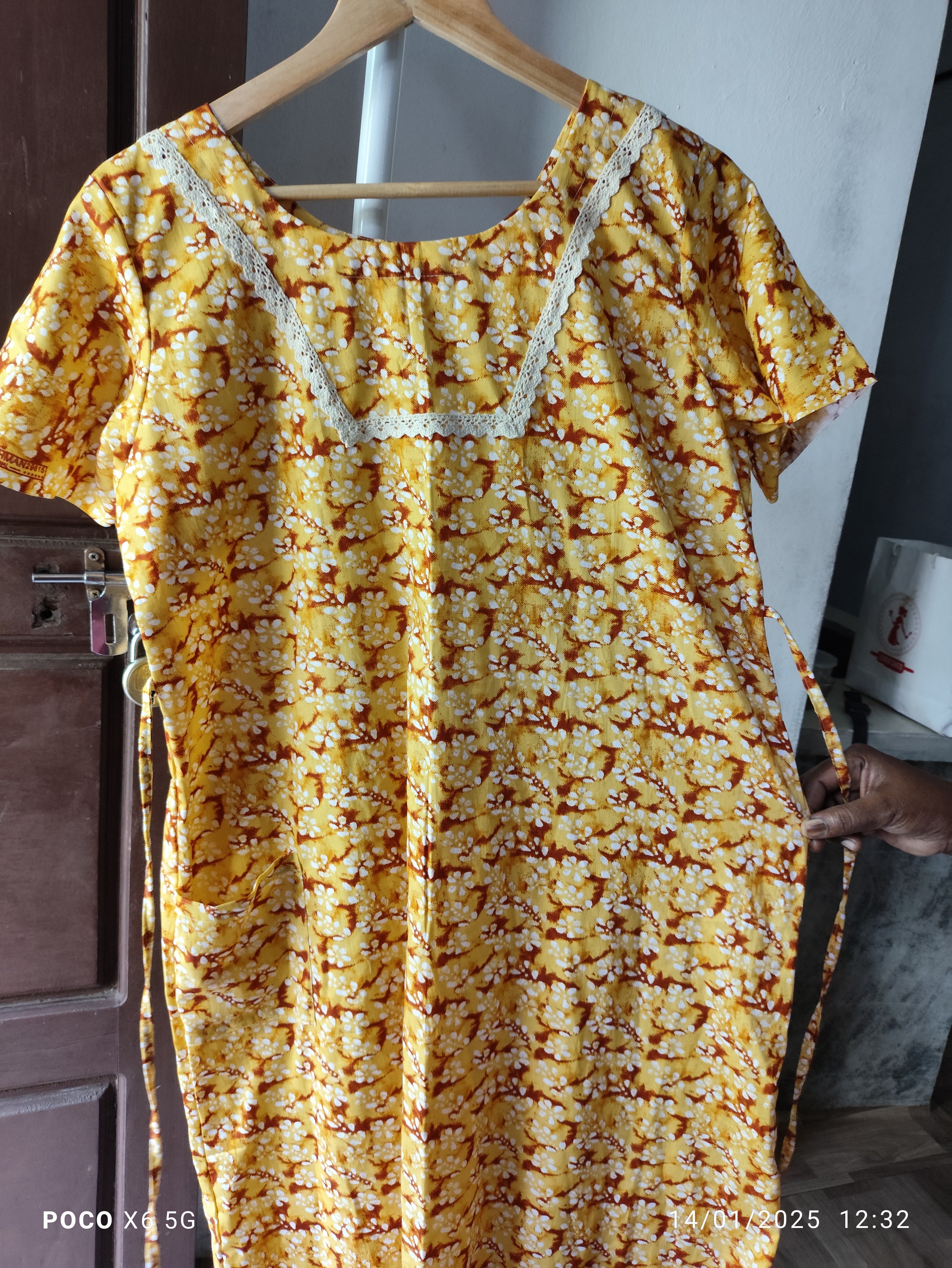 Cotton Tying String, A-line churidar cut Medium Printed Frock Nighty