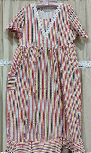 Bantex Pleated, With Pockets, Back A-line, Side elastic Medium Printed Frock Nighty