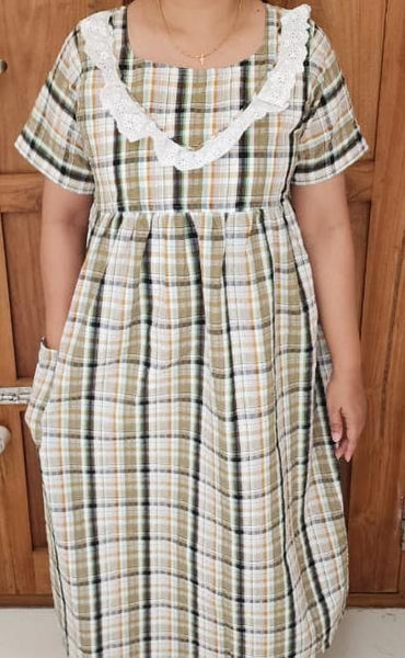Bantex Pleated, With Pockets, Back A-line, Side elastic Medium Printed Frock Nighty