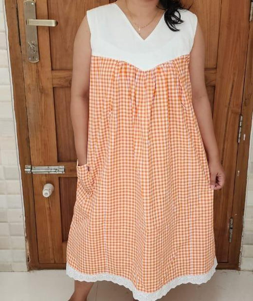 Bantex Pleated, Side zip, With Pockets, Sleeveless, Side elastic Medium Printed Maternity Wear, length42"