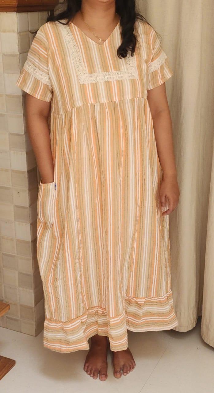 Cotton Pleated, Side zip, Pockets, Back A-line, Side elastic Large Printed Maternity Wear