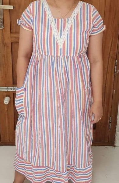 Bantex Pleated, With Pockets, Back A-line, Side elastic Medium Printed Frock Nighty