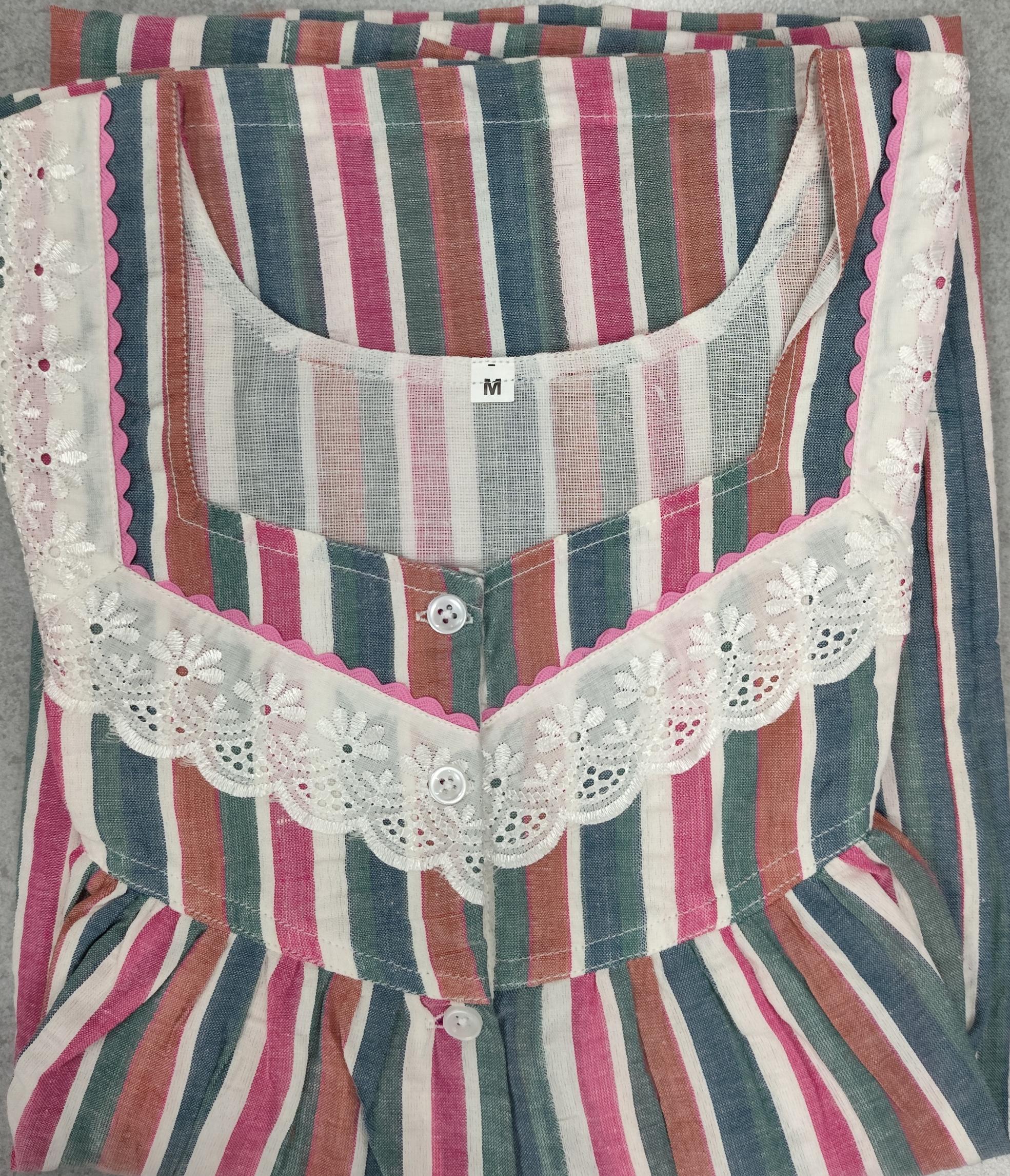 Bantex Pleated, With Pockets, Half Open Medium Printed Nighty