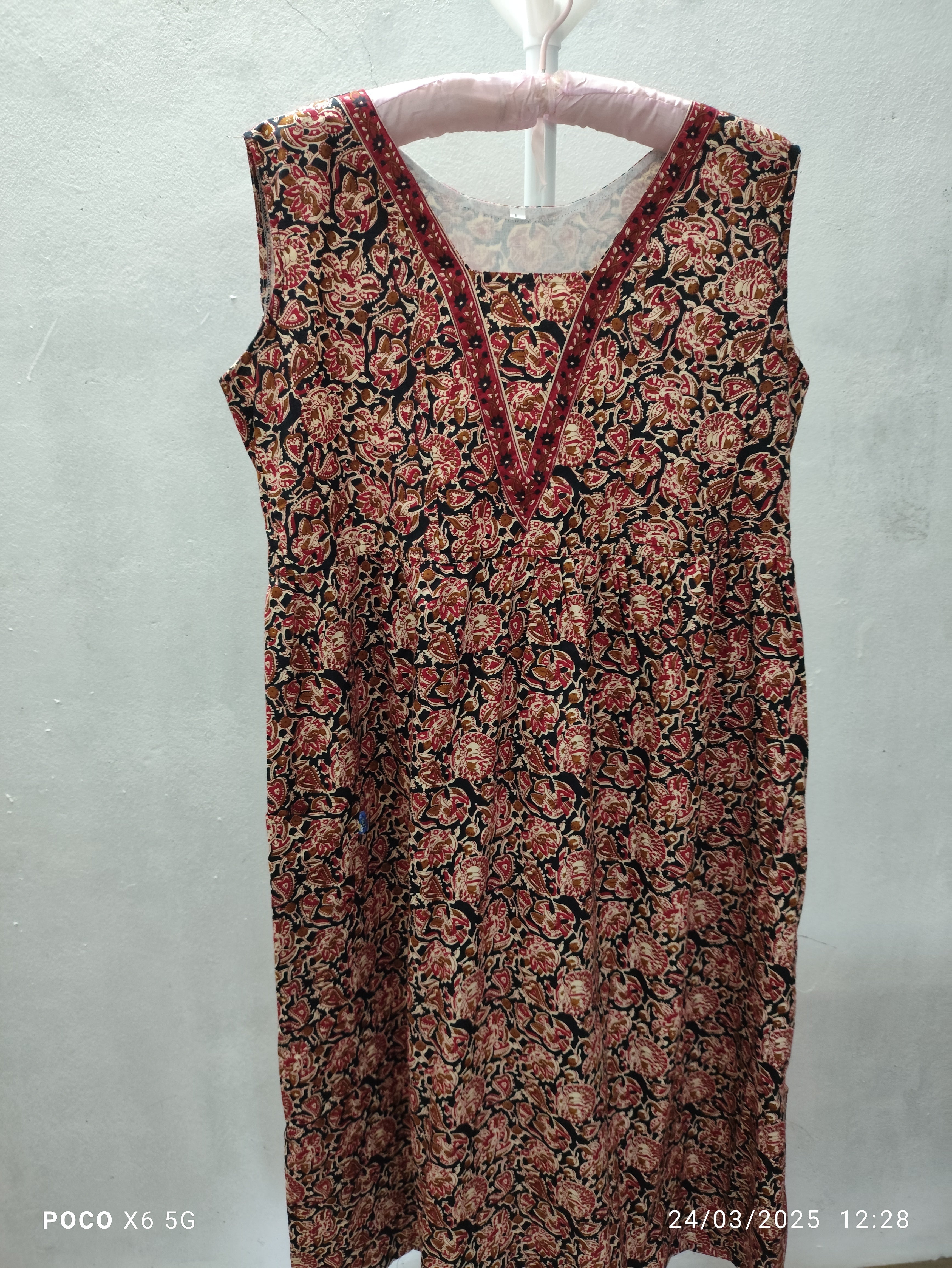 Cotton Pockets, Back A-line, Sleeveless, Side elastic Large Printed Frock Nighty