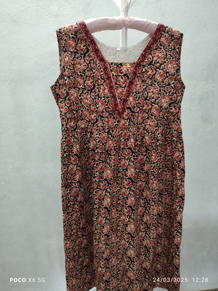 Cotton Pockets, Back A-line, Sleeveless, Side elastic Large Printed Frock Nighty