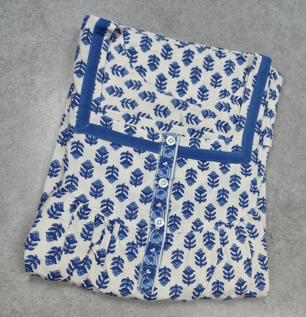 Cotton Pleated, Pocket half Open Medium Printed Nighty