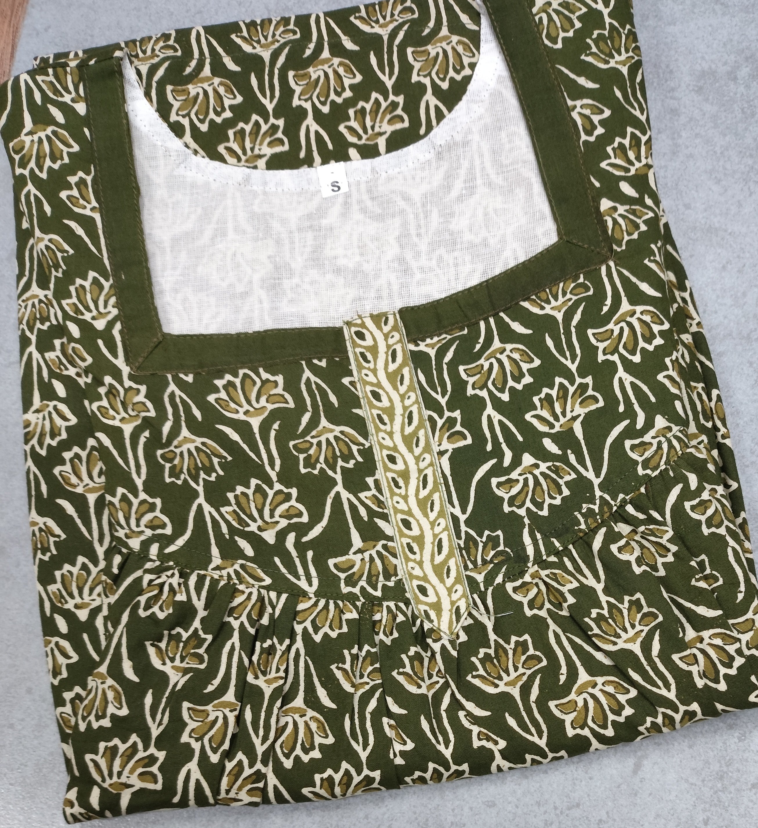 Cotton Pleated, Pockets, No Open Small Printed Nighty