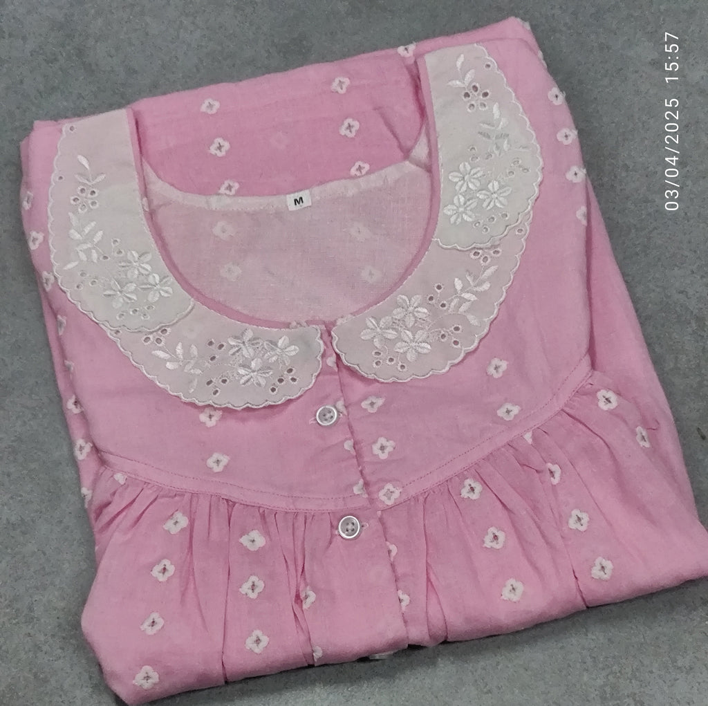 Hacoba Pleated, With Pockets, Half Open Medium Printed Nighty