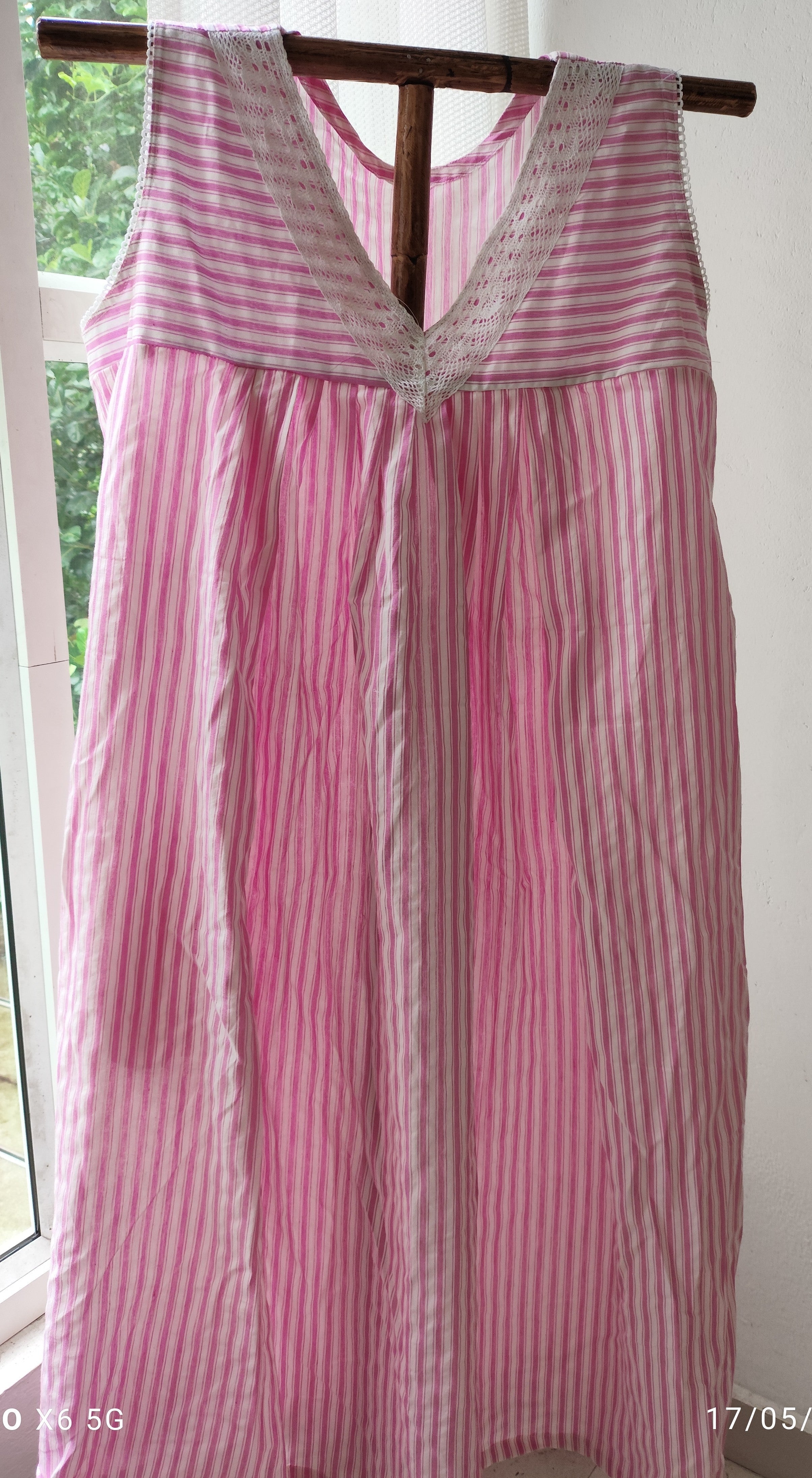 Cotton Pleated, Side zip, With Pockets, Back A-line, Sleeveless Large Printed Maternity Wear