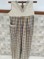 Cotton Pleated, Side zip, With Pockets, Back A-line, Sleeveless, Side elastic Medium Printed Maternity Wear