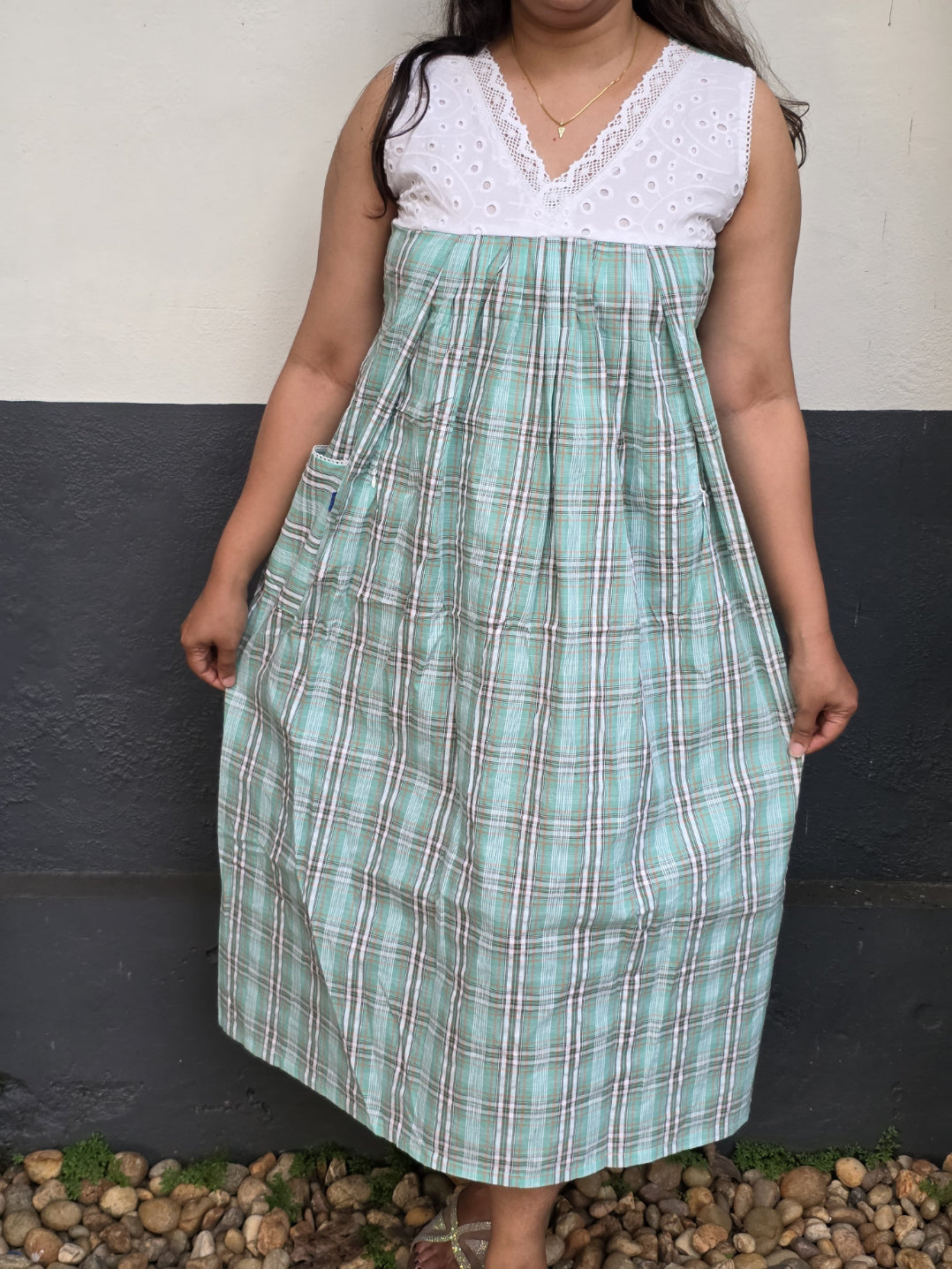 Cotton Side zip, With Pockets, Back A-line, Side elastic Medium Printed Maternity Wear