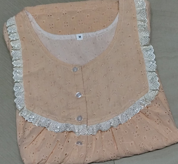 Hacoba Pleated, With Pockets, Half Open Medium Printed Nighty