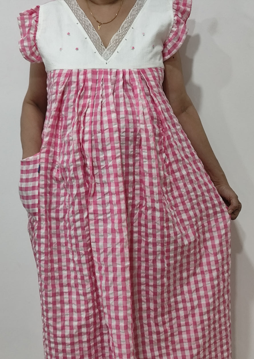 Cotton Pleated, Side zip, With Pockets, Back A-line, Side elastic Medium Printed Maternity Wear