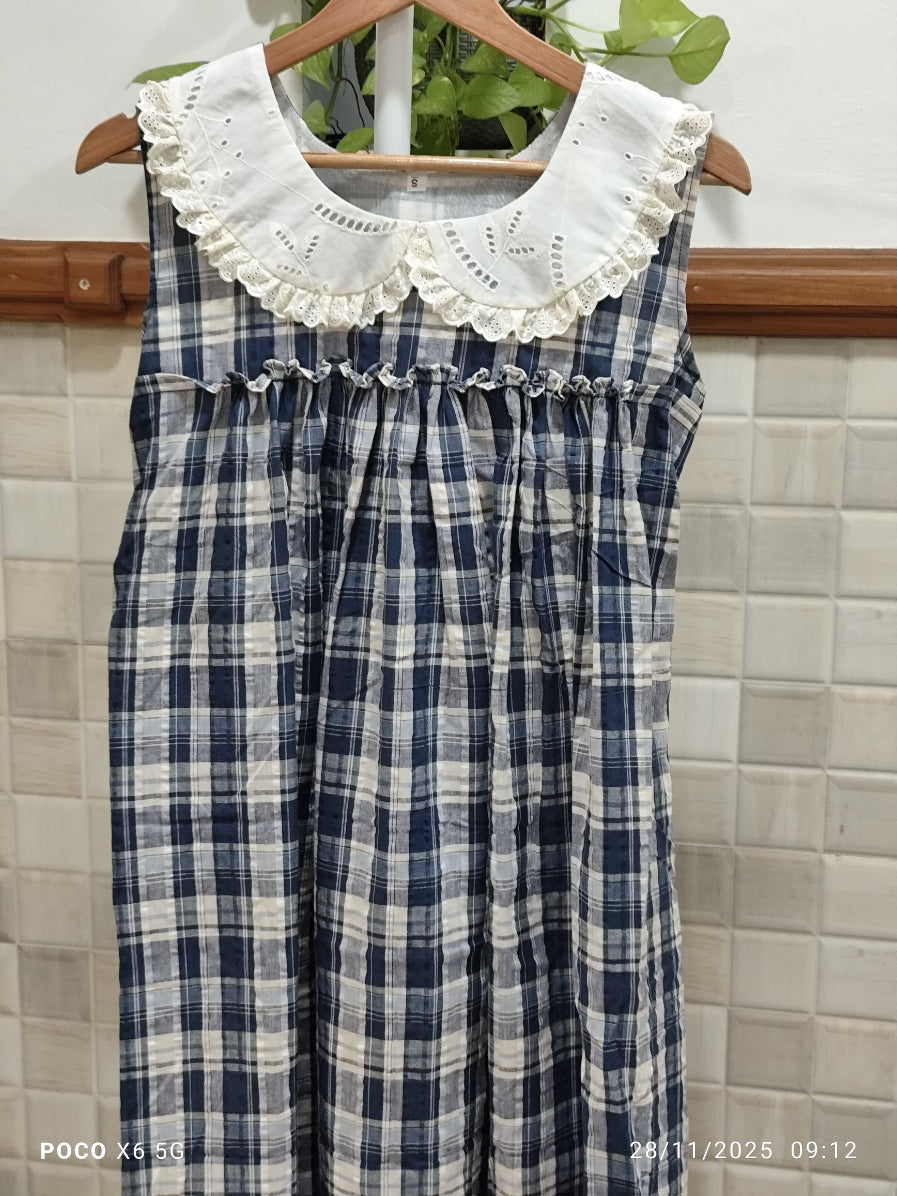 Cotton With Pockets, Sleeveless, Side elastic Small Printed Frock Nighty