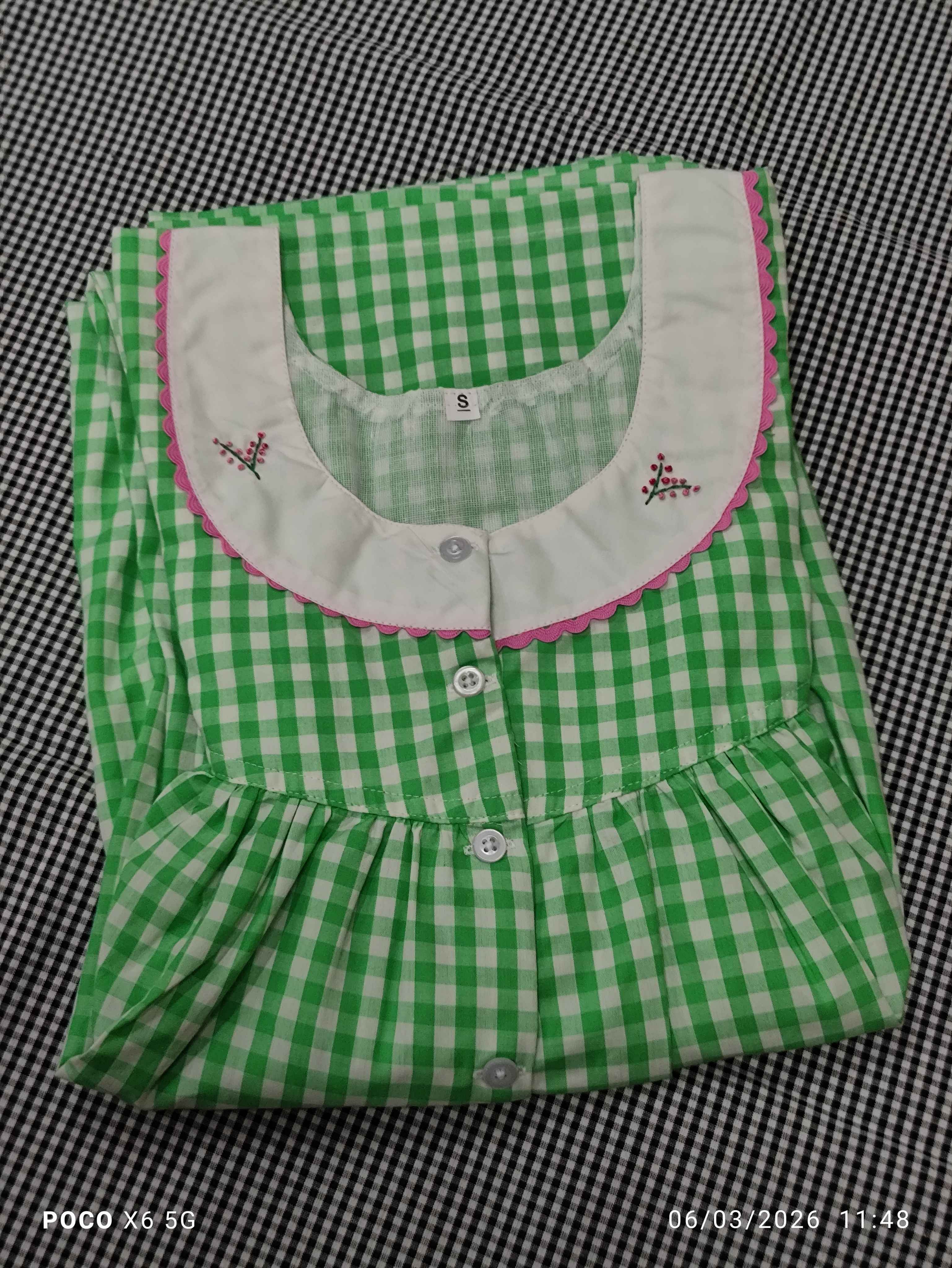 Bantex Pleated, With Pockets, Half Open Small Printed Nighty