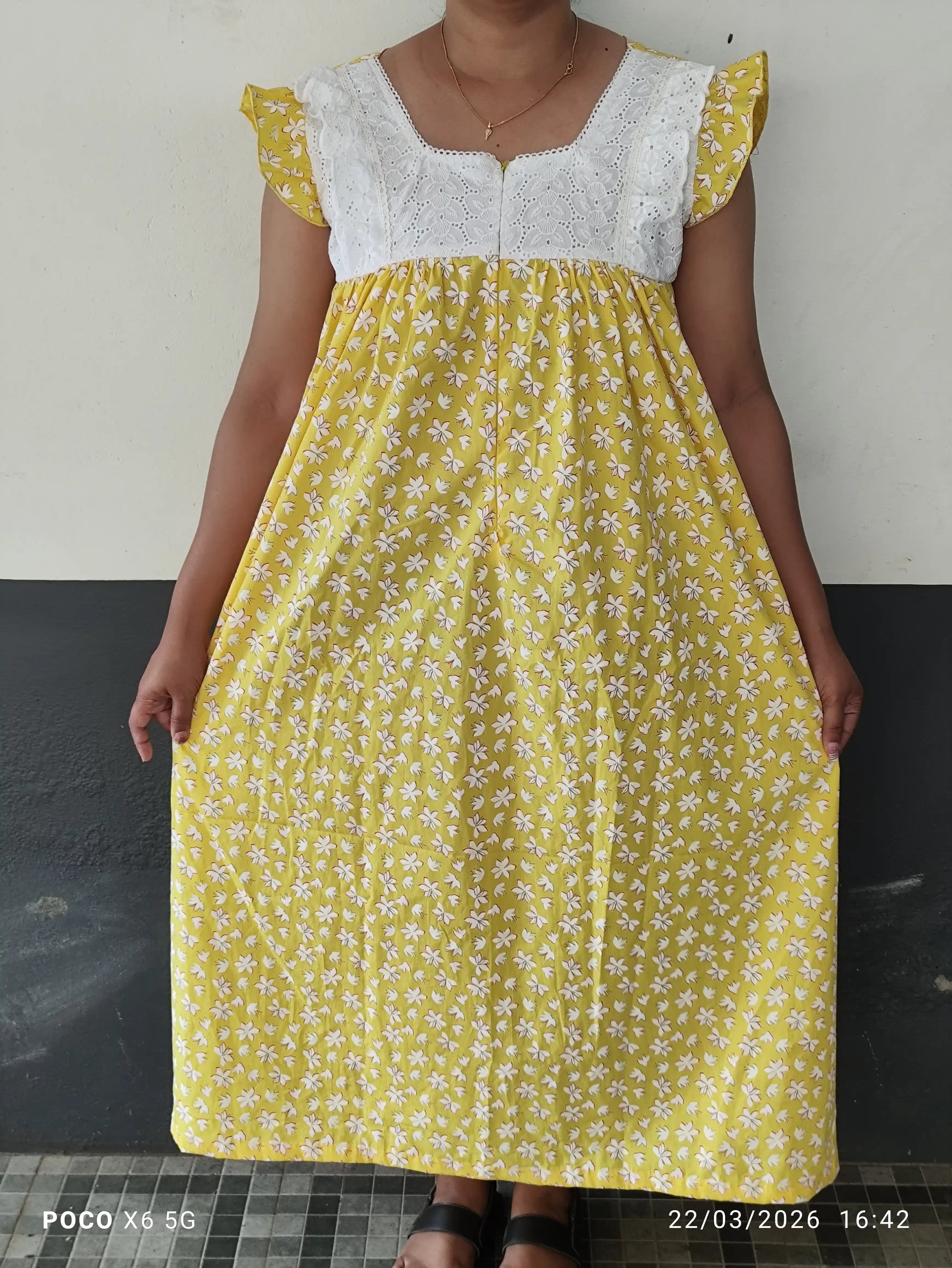 Cotton Pleated, With Pockets, Back A-line, Central zip, Side elastic Medium Printed Maternity Wear