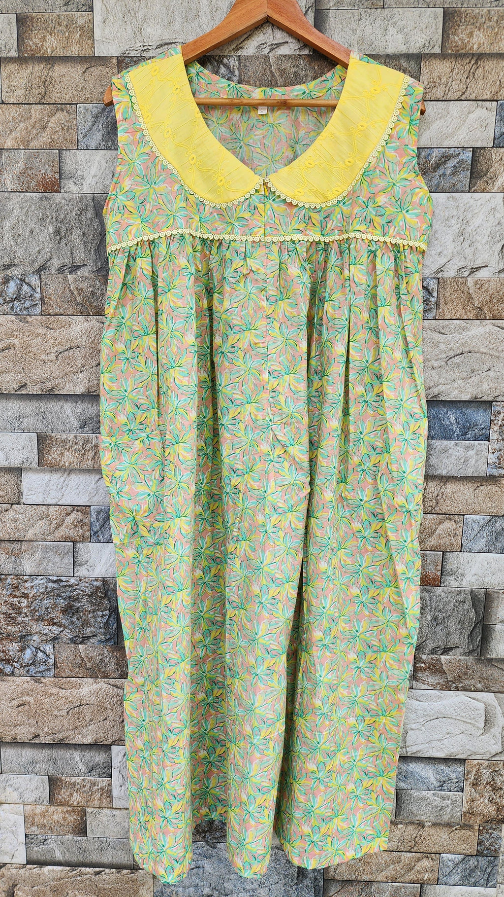 Soft Cotton Pleated, With Pockets, Central zip Medium Printed Maternity Wear