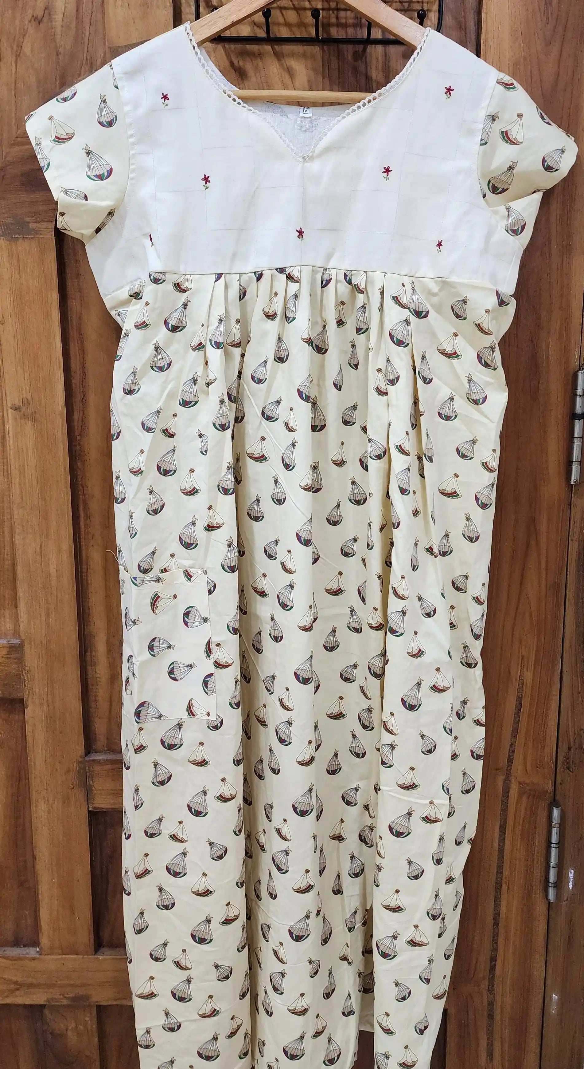 Soft Cotton Pleated, Side zip, With Pockets, Side elastic Medium Printed Maternity Wear