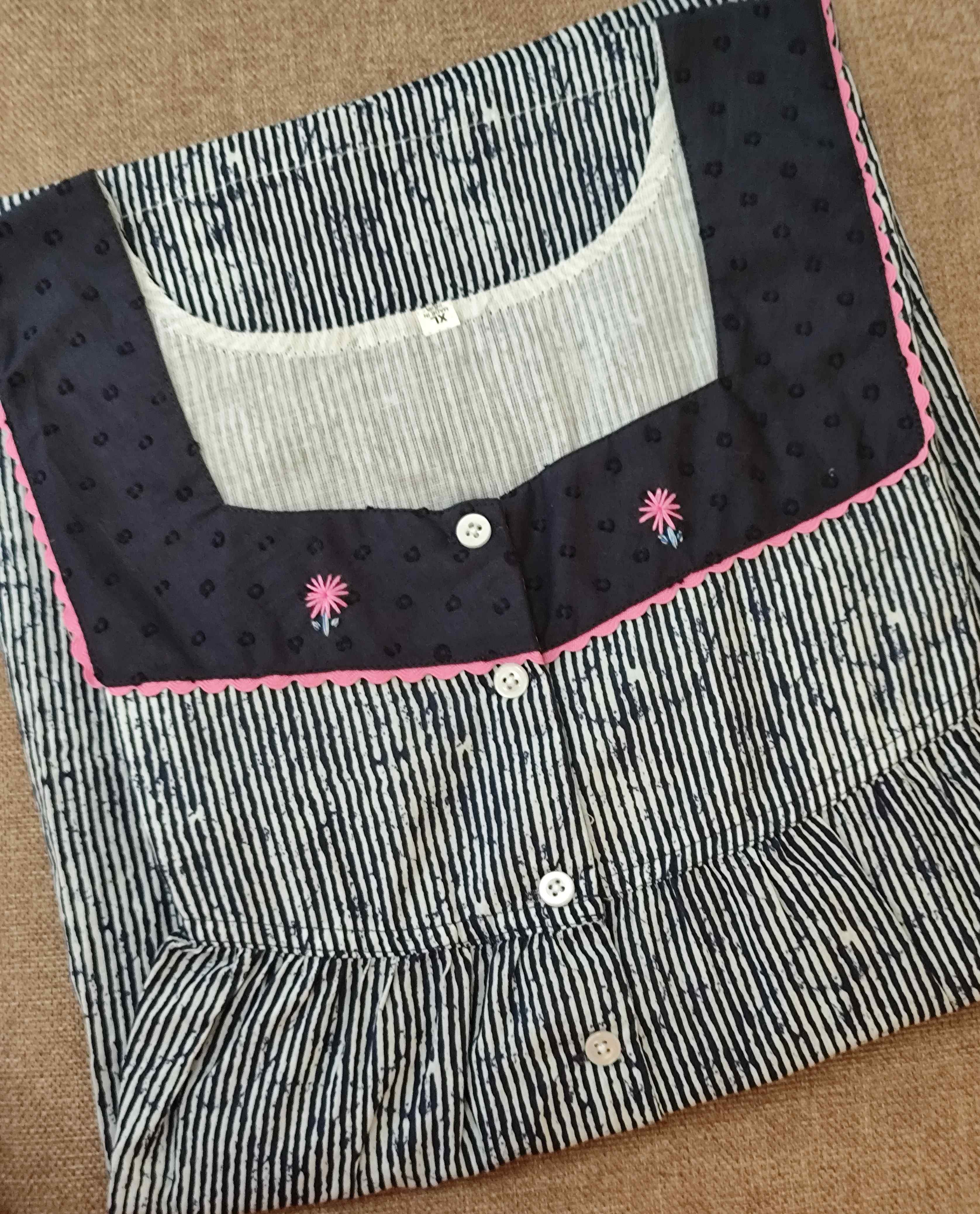 Cotton Pleated, With Pockets, Half Open Xlarge Printed Nighty
