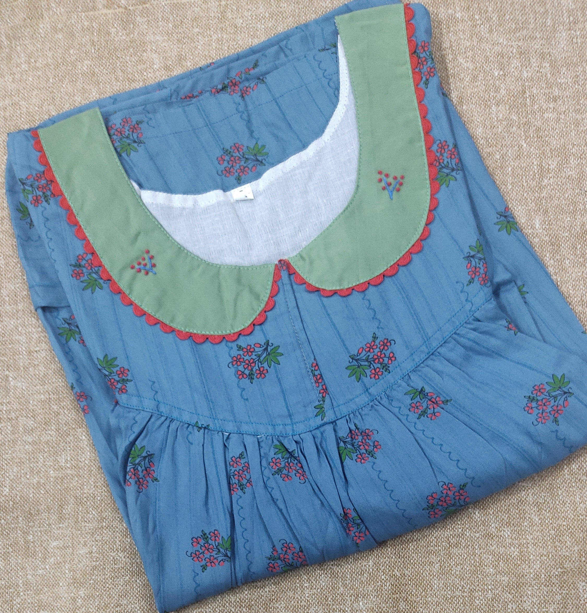 Rayon Pleated , With Pockets, No Open Medium Printed Nighty