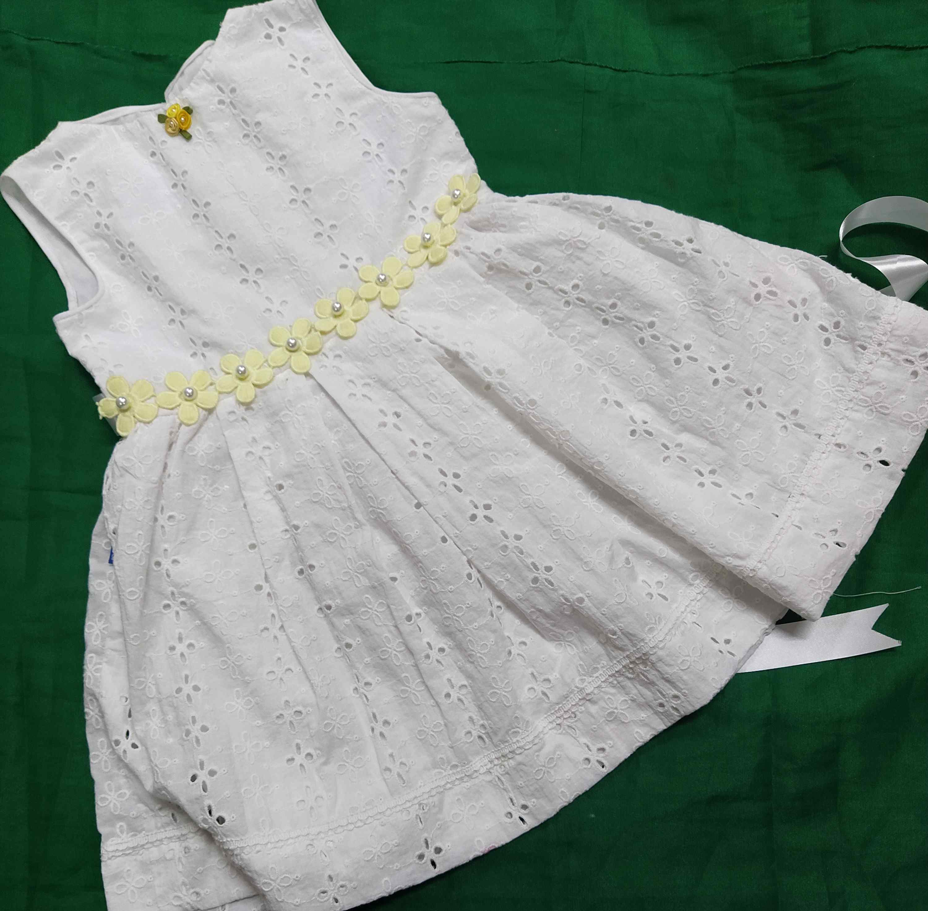 Frocks for girls 2 to 3 years old