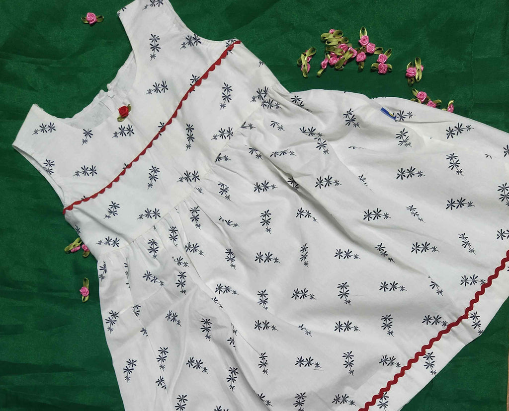 Frocks for girls 3 to 4 years old
