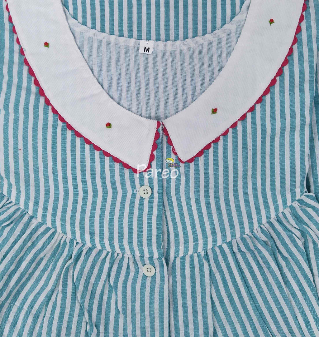 Bantex Pleated , With Pockets, Half Open Medium Printed Nighty
