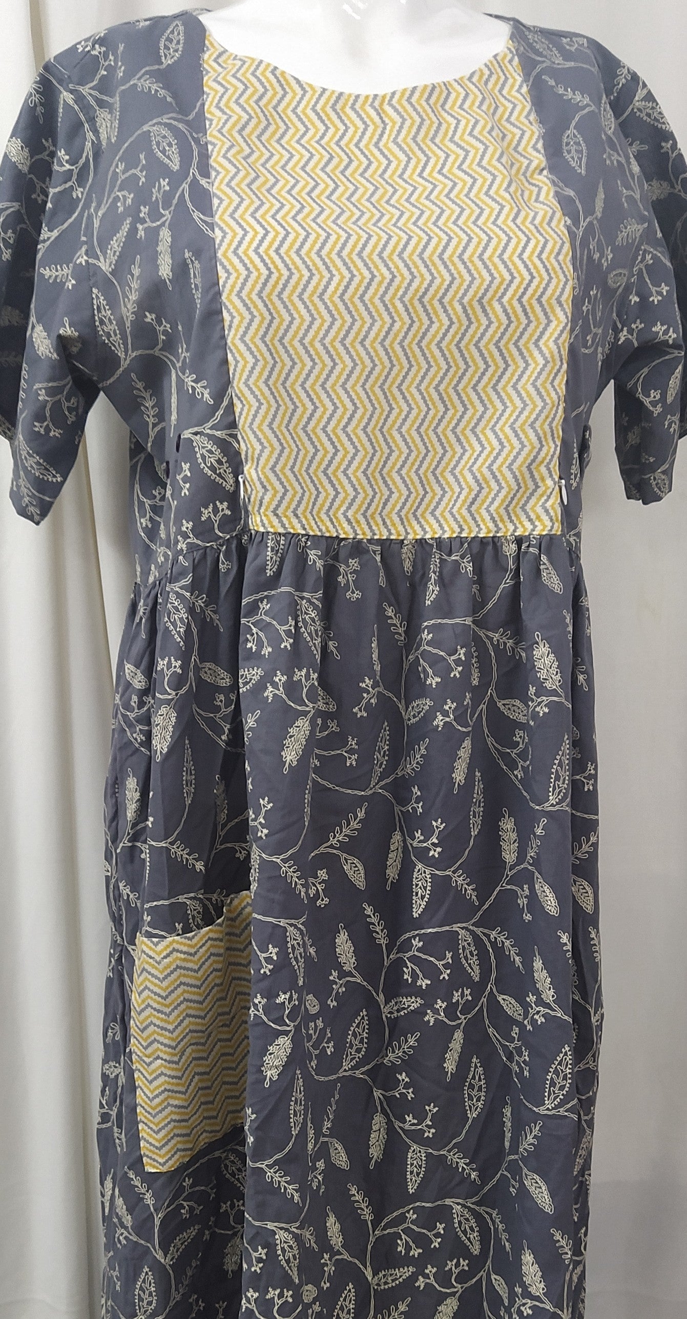 Soft Cotton Side zip, With Pockets, No Open Medium Printed Maternity Wear