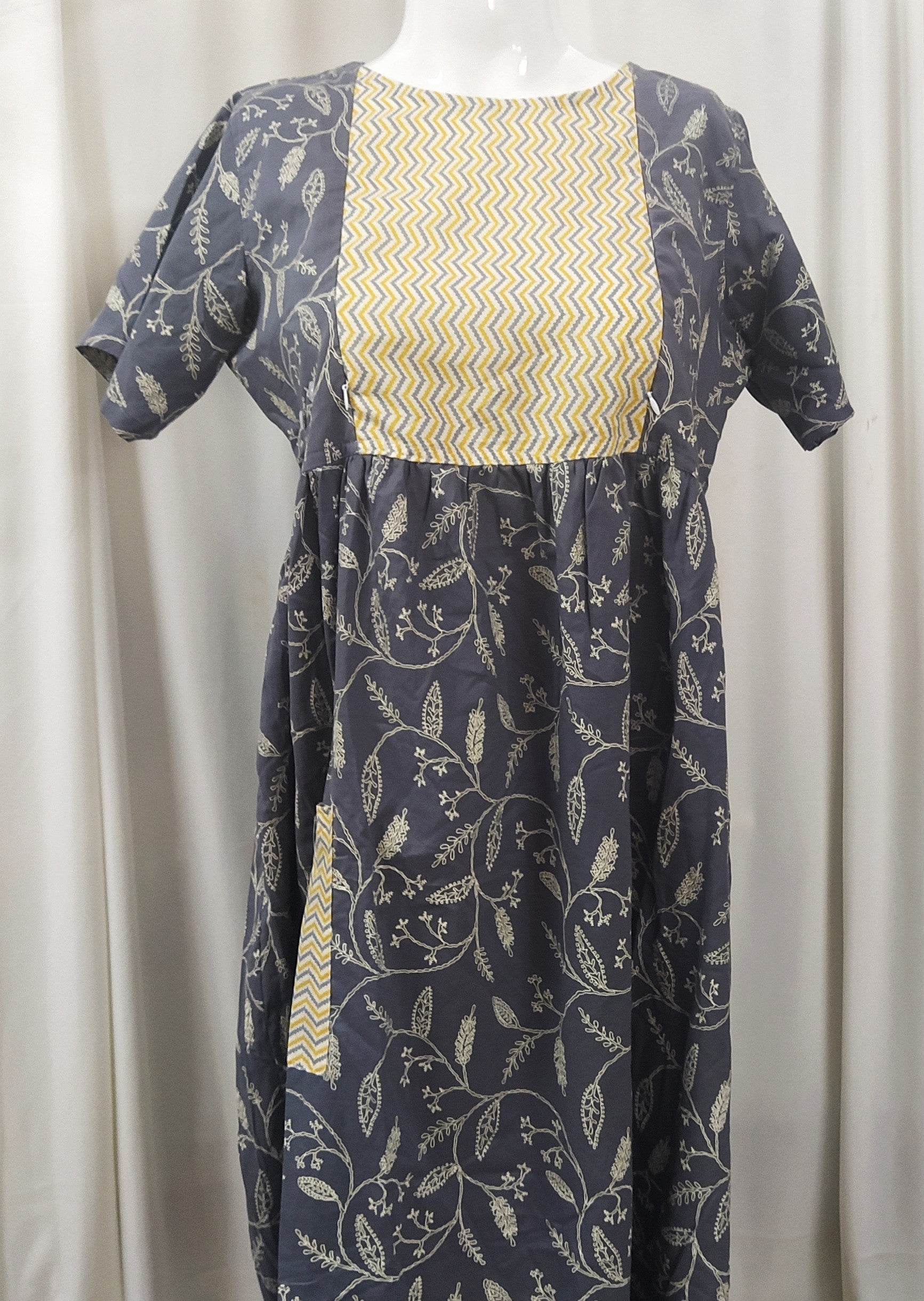 Soft Cotton Side zip, With Pockets, No Open Medium Printed Maternity Wear