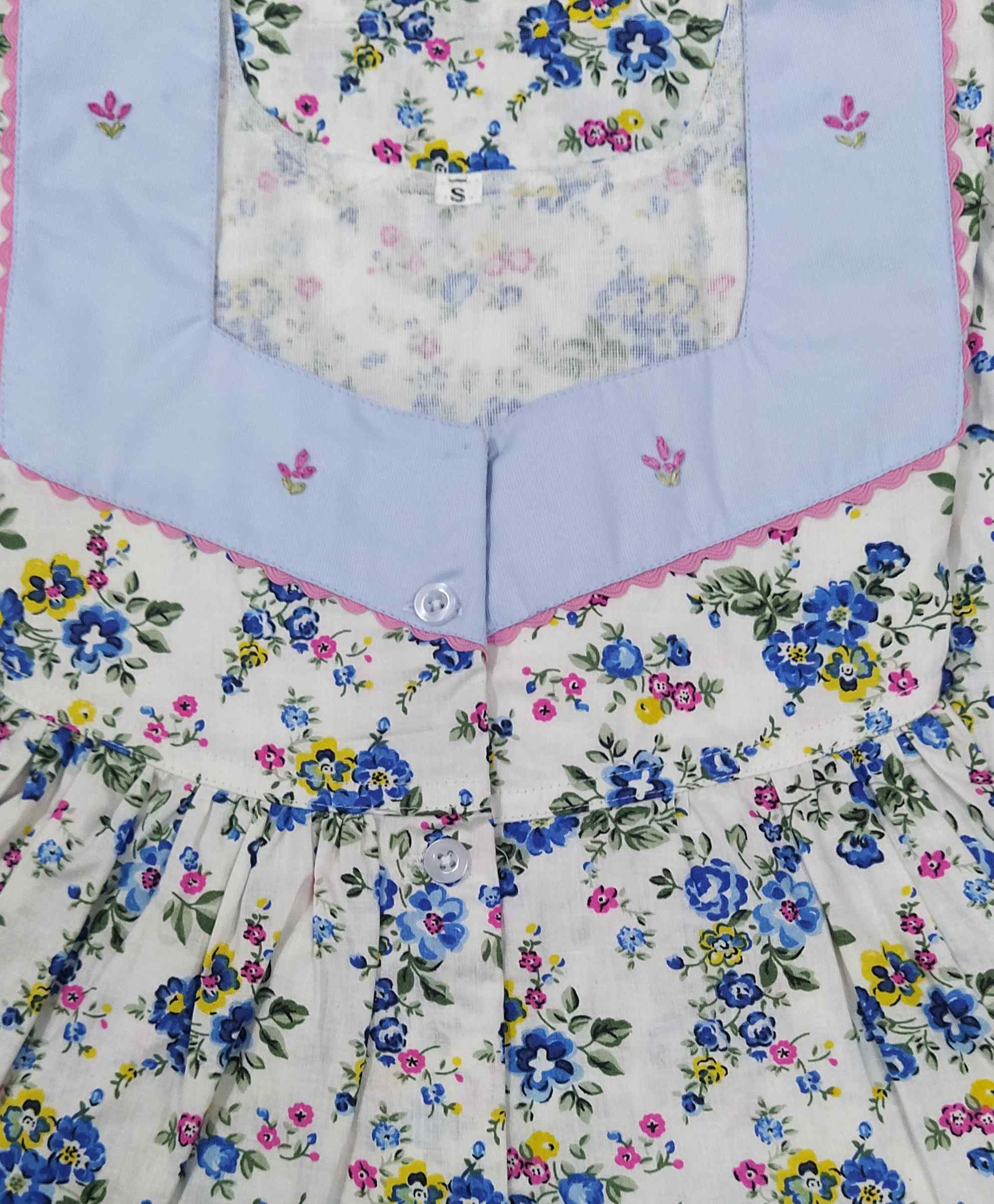 Cotton With Pockets, Half Open Small Printed Nighty