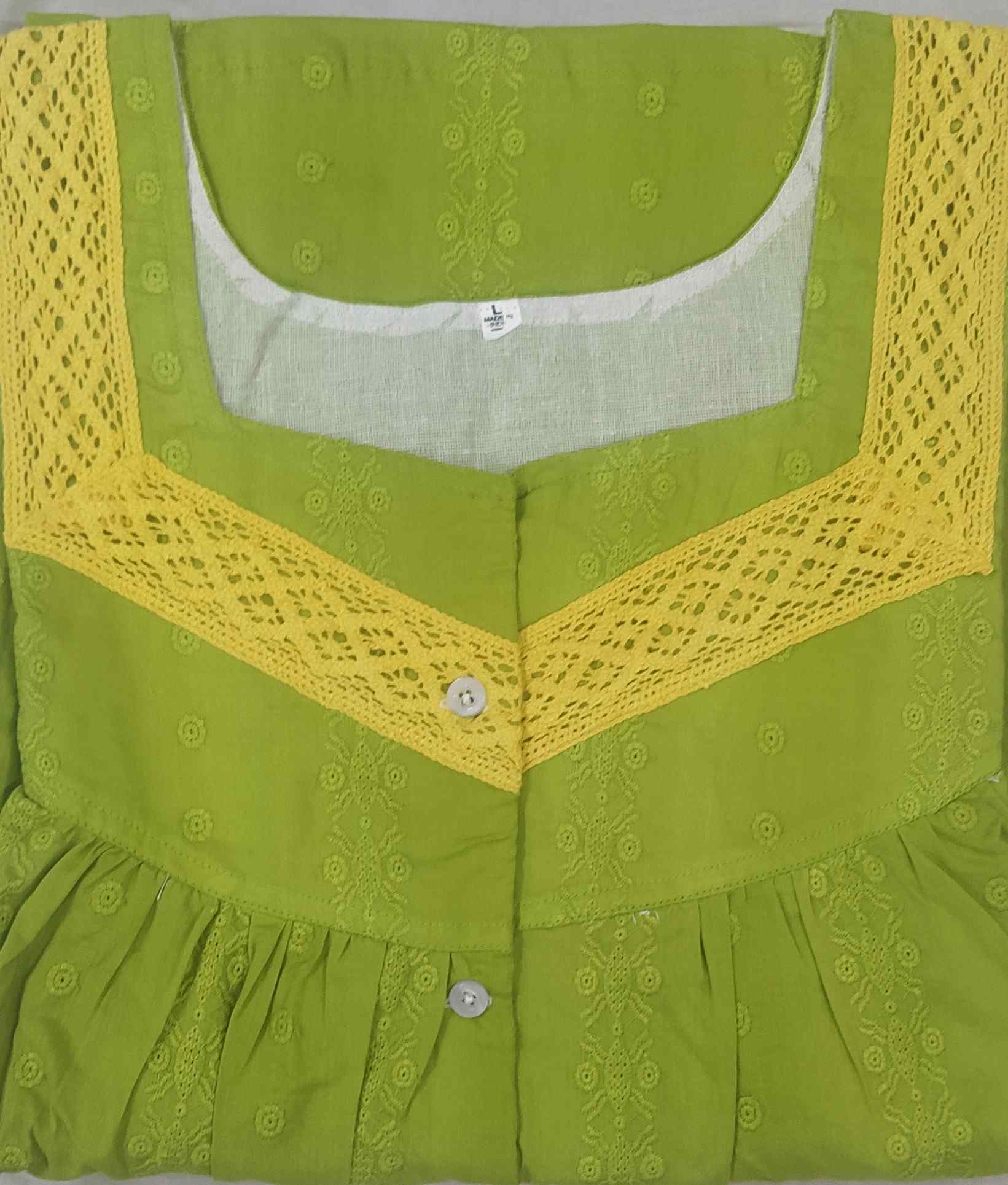 Hacoba With Pockets, Half Open Large Printed Nighty