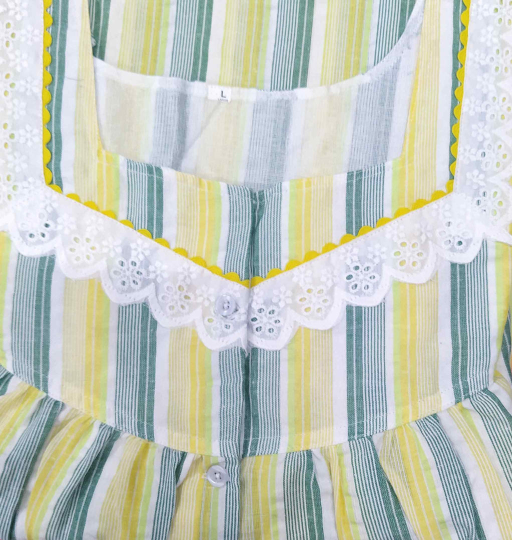 Bantex With Pockets, Half Open Large Printed Nighty