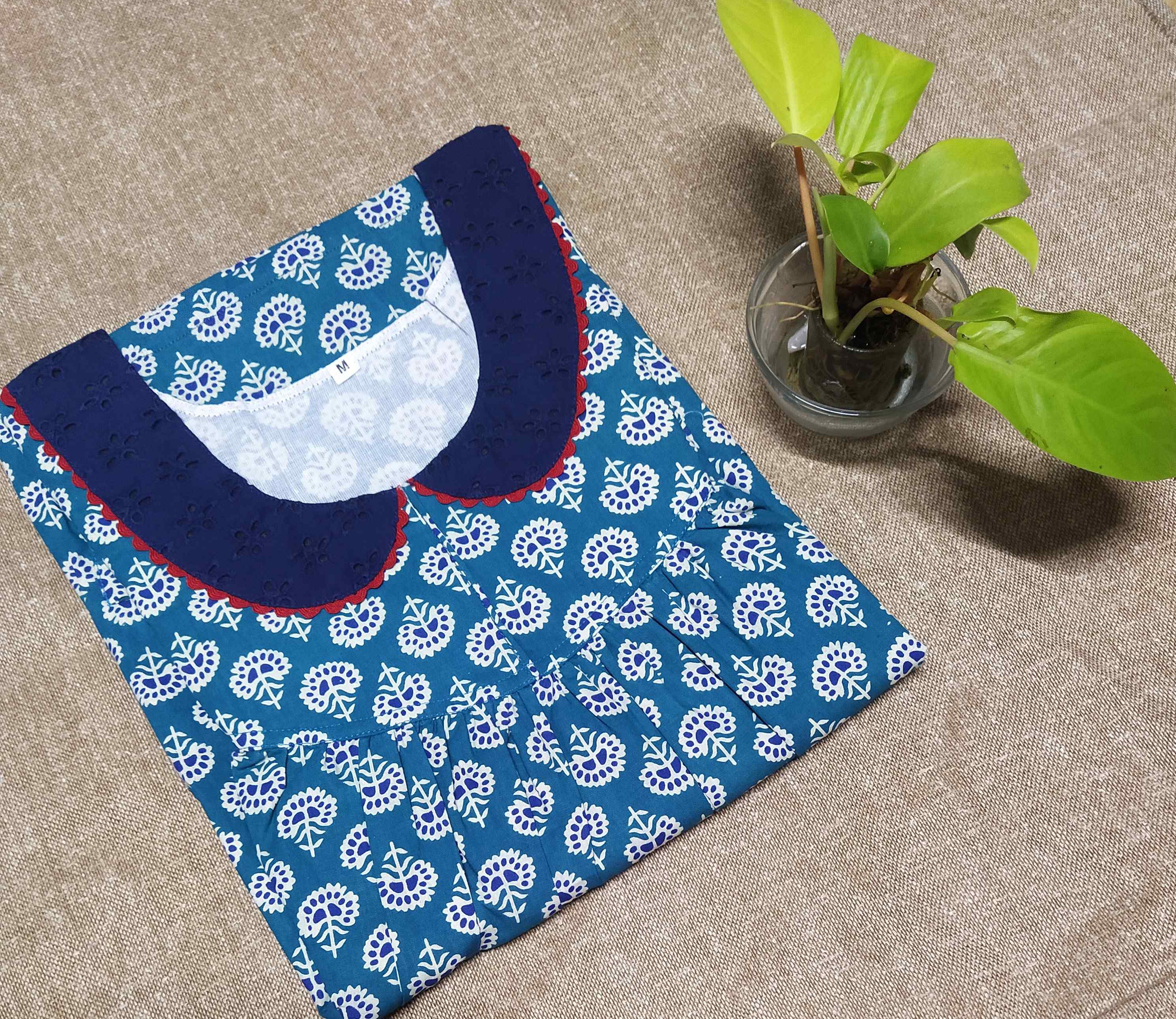 Cotton With Pockets, No Open Medium Printed Nighty