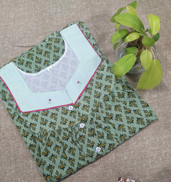 Soft Cotton With Pockets, Half Open Small Printed Nighty
