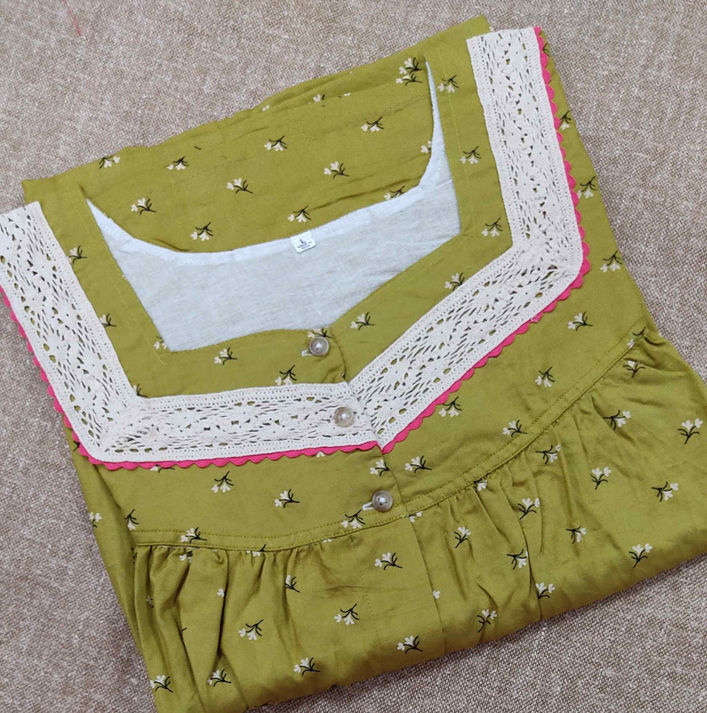 Rayon Pleated , Full Open Large Printed Nighty