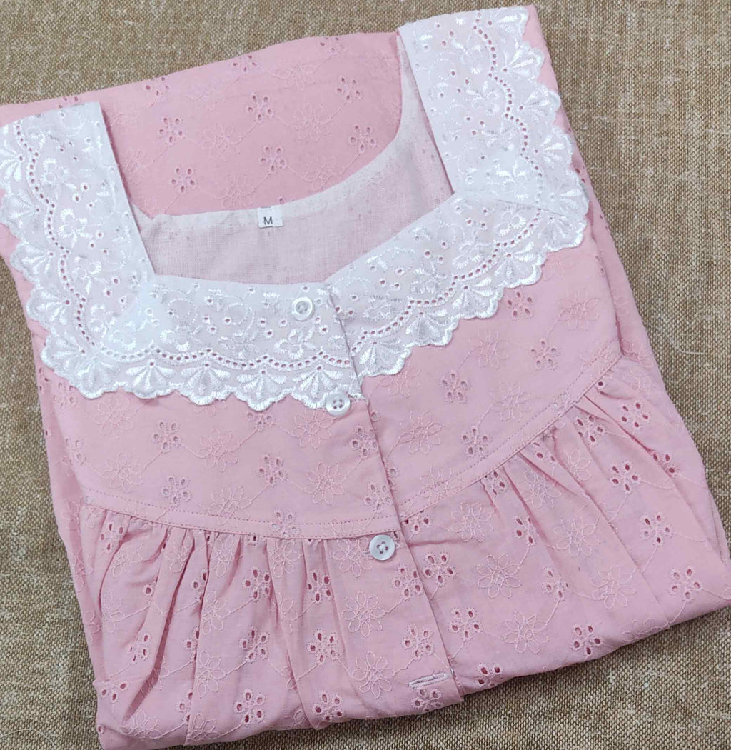 Hacoba Pleated , With Pockets, Half Open Medium Printed Nighty