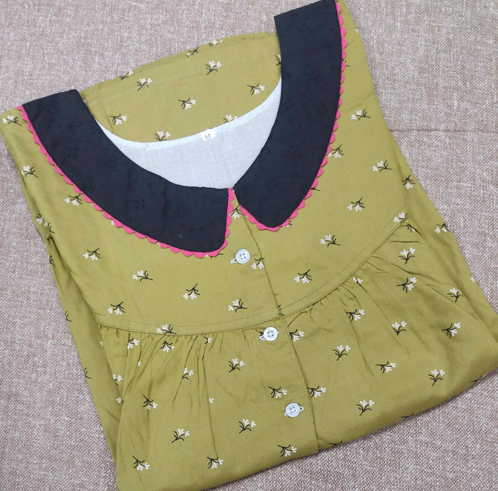 Rayon Pleated , With Pockets, Half Open Medium Printed Nighty