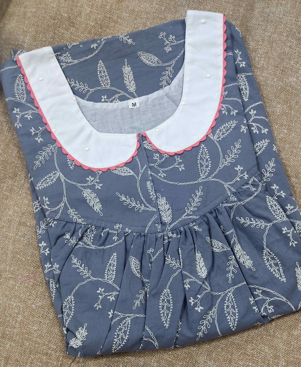 Cotton Pleated , With Pockets, Extra Long, Pockets Medium Printed Nighty
