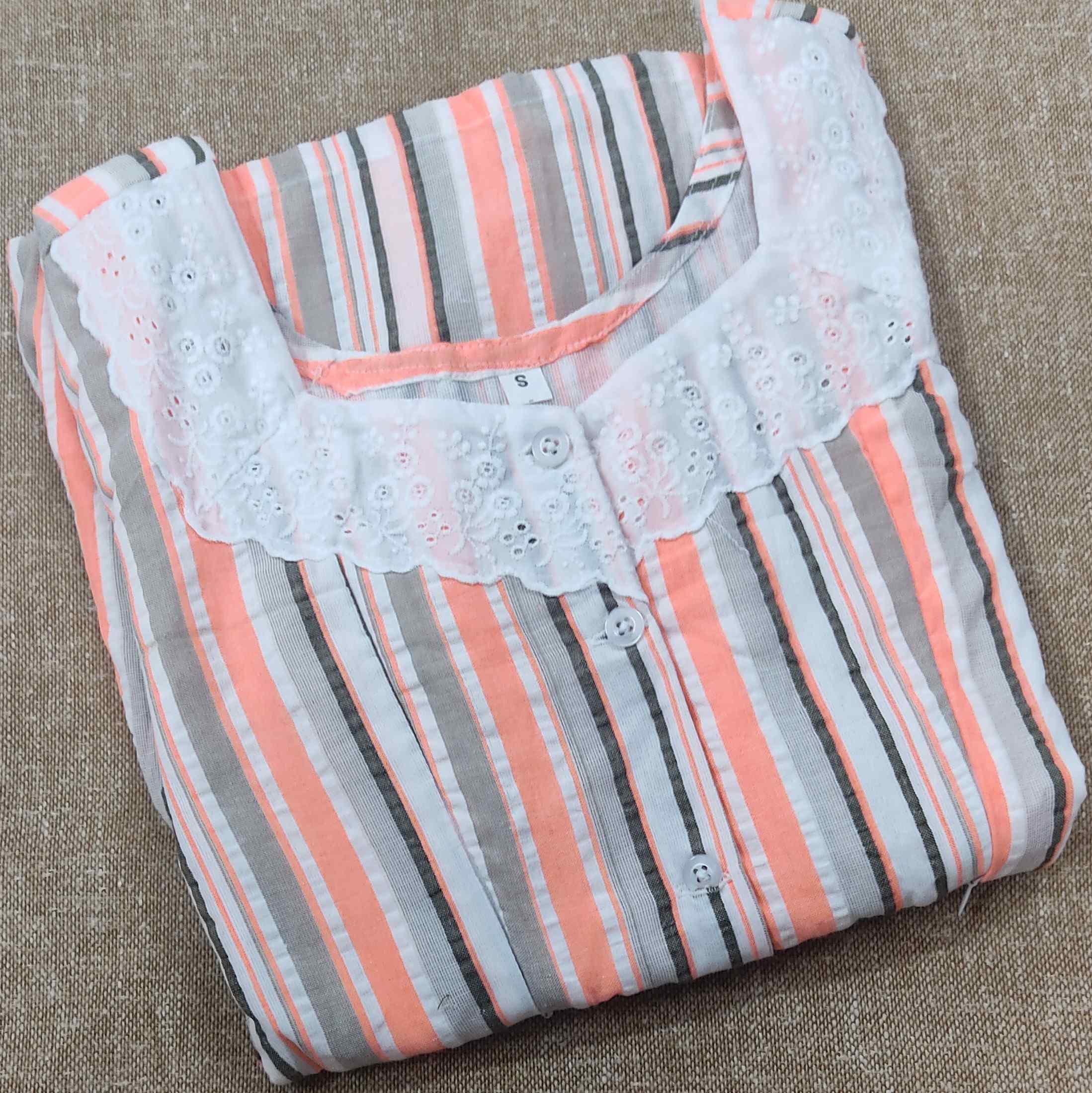 Cotton Pleated , Side zip, With Pockets, Full Open Small Printed Maternity Wear